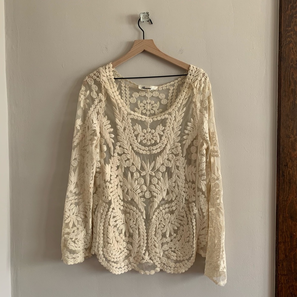 Cream boat neck/ off the shoulder lace top